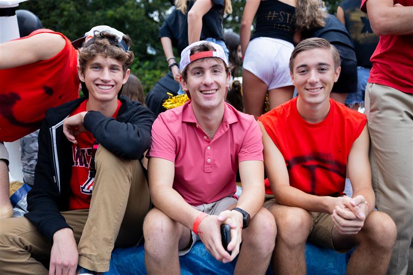 Schools celebrate homecomings